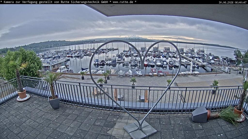 Archived image Webcam Lake Geiseltalsee - Marina Mücheln