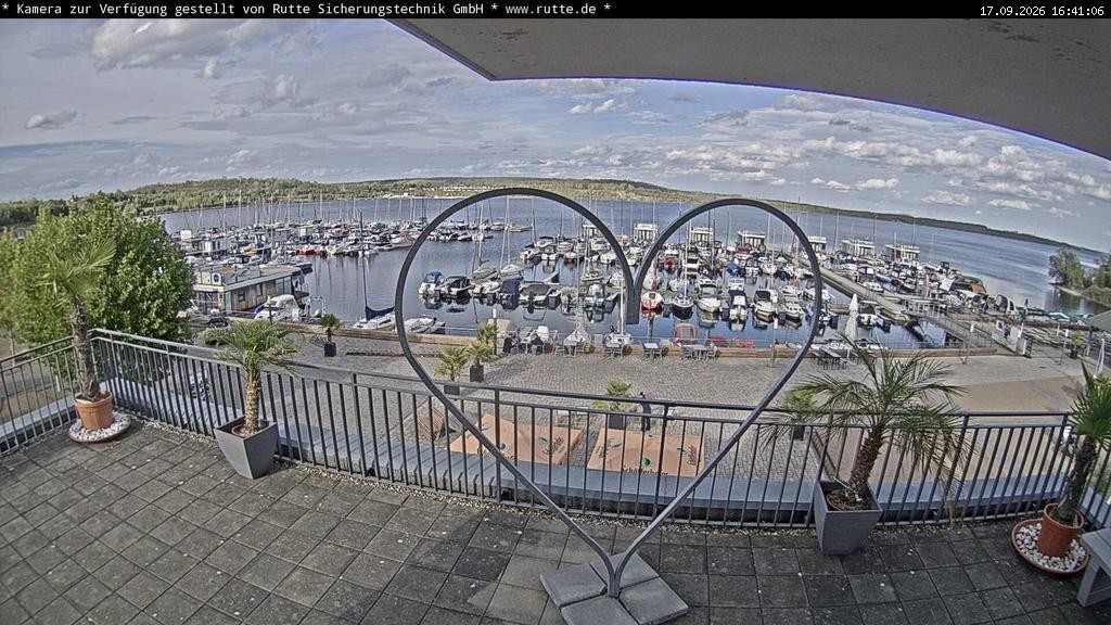 Archived image Webcam Lake Geiseltalsee - Marina Mücheln