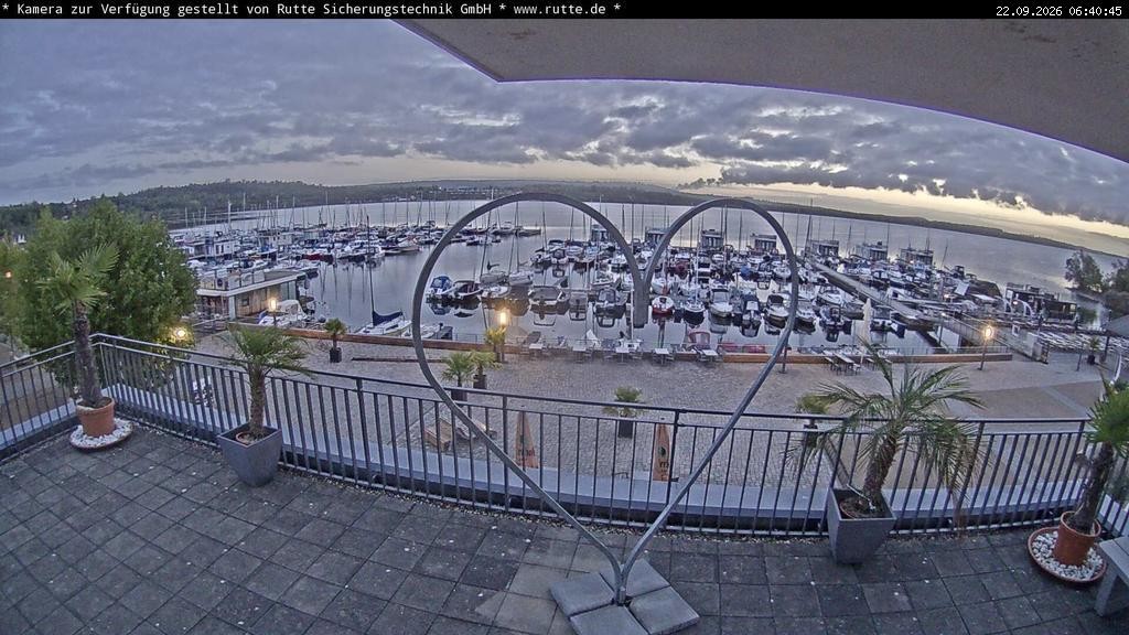 Archived image Webcam Lake Geiseltalsee - Marina Mücheln