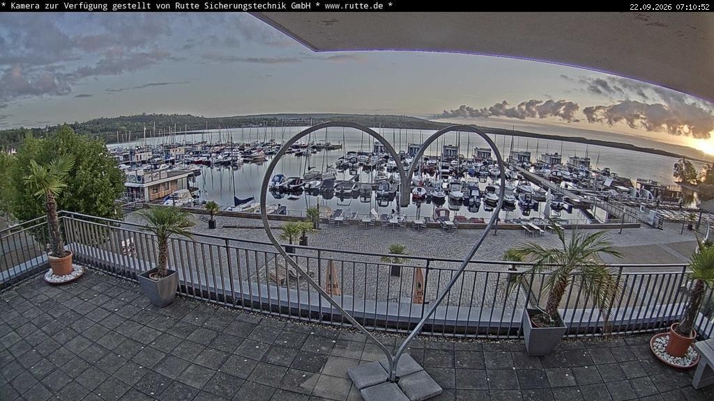 Archived image Webcam Lake Geiseltalsee - Marina Mücheln