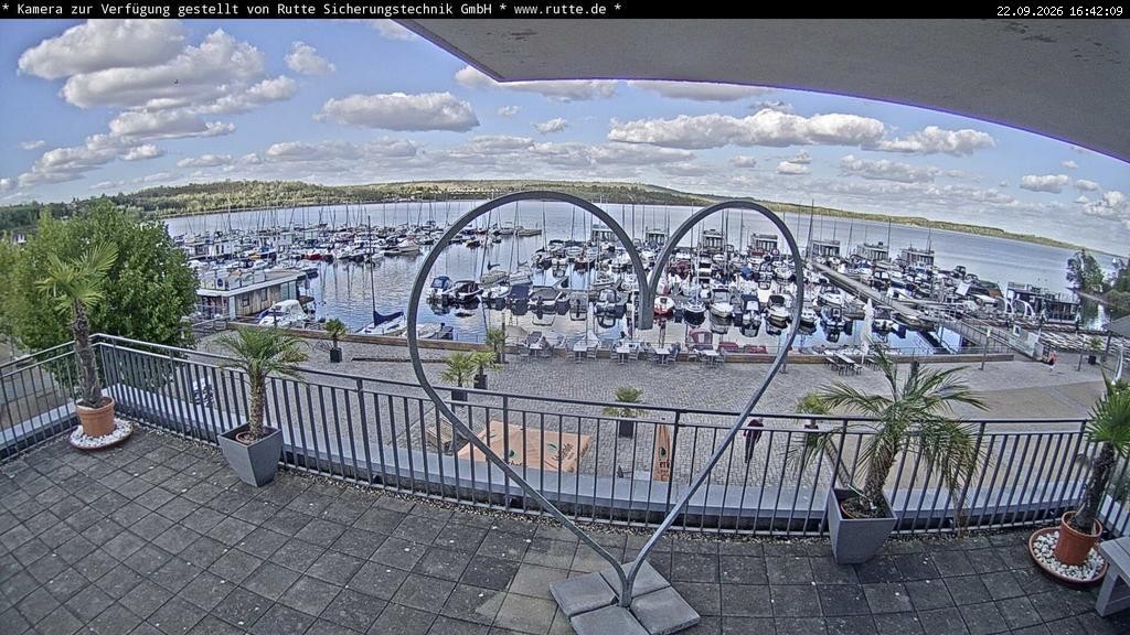 Archived image Webcam Lake Geiseltalsee - Marina Mücheln