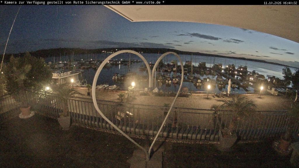 Archived image Webcam Lake Geiseltalsee - Marina Mücheln