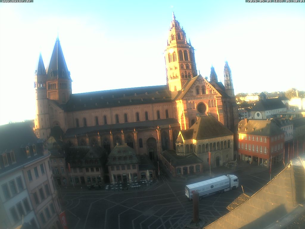 Archiv Foto Webcam Mainz - Marktplatz und Dom