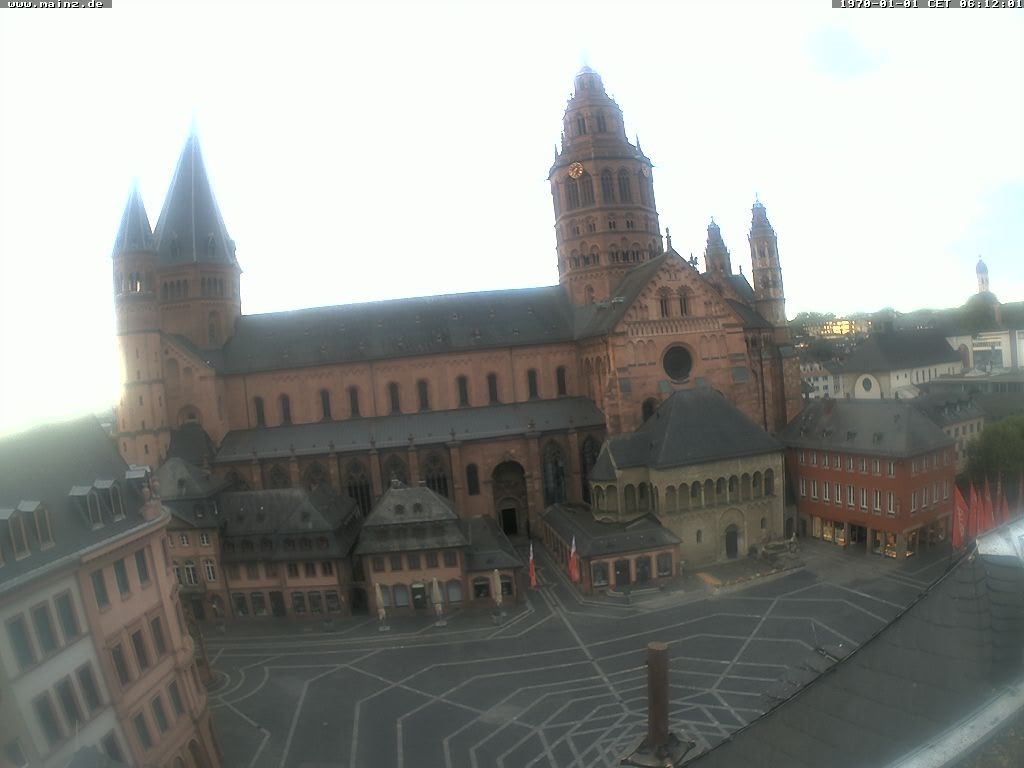 Archived image Webcam Mainz - Market and Cathedral