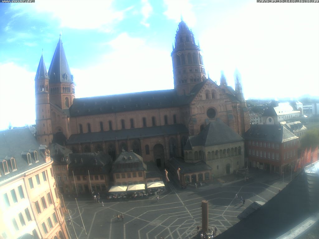 Archived image Webcam Mainz - Market and Cathedral