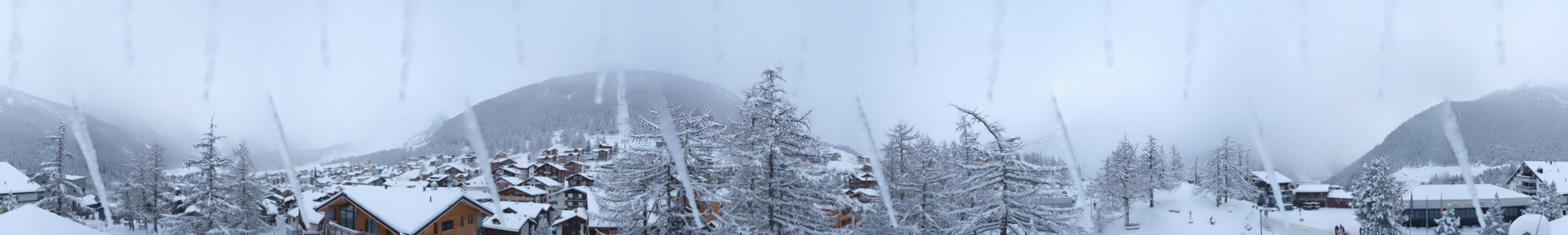 Archiv Foto Webcam Saas Fee: Blick in den Ortskern