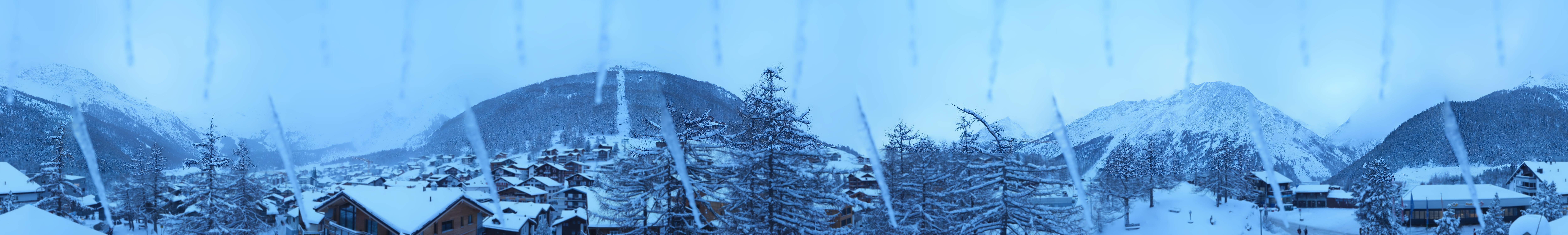 Archiv Foto Webcam Saas Fee: Blick in den Ortskern