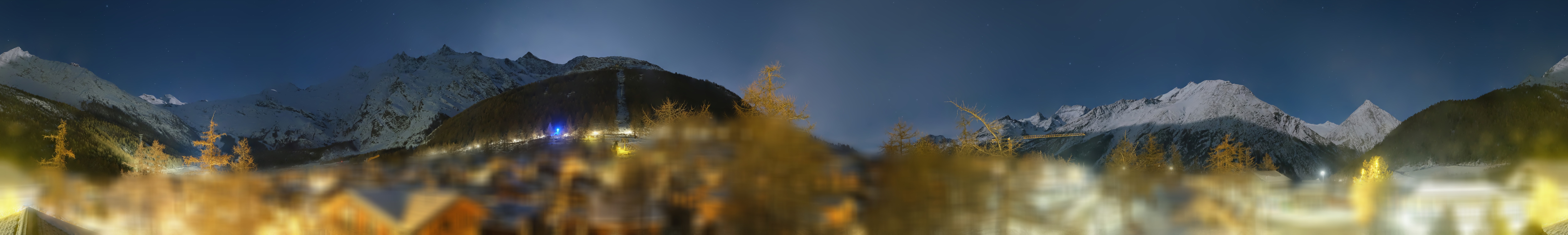 Archiv Foto Webcam Saas Fee: Blick in den Ortskern