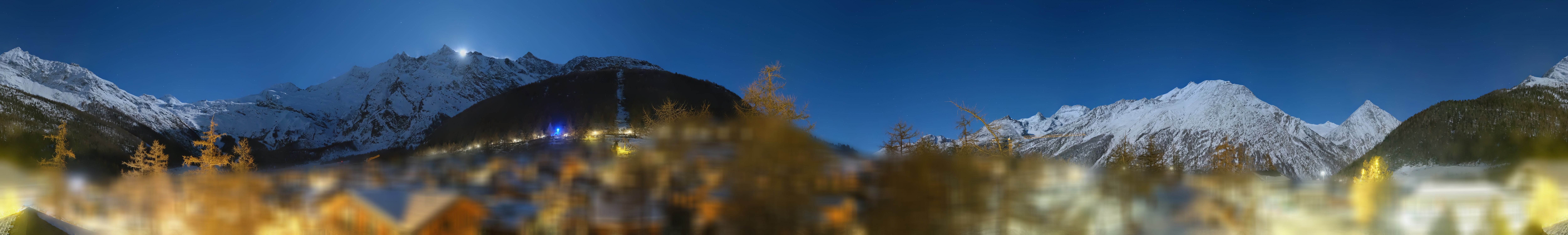 Archiv Foto Webcam Saas Fee: Blick in den Ortskern