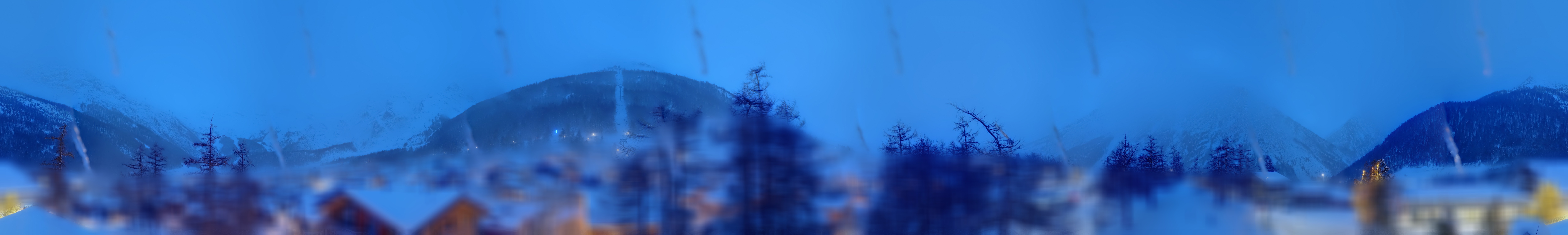 Archiv Foto Webcam Saas Fee: Blick in den Ortskern