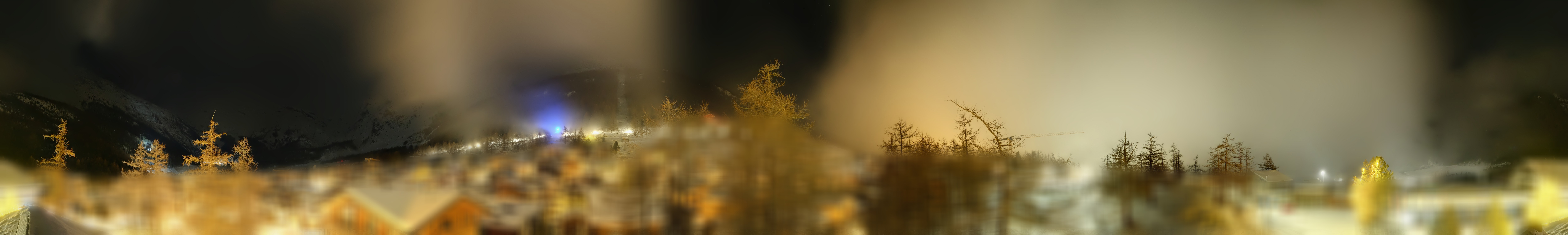 Archiv Foto Webcam Saas Fee: Blick in den Ortskern