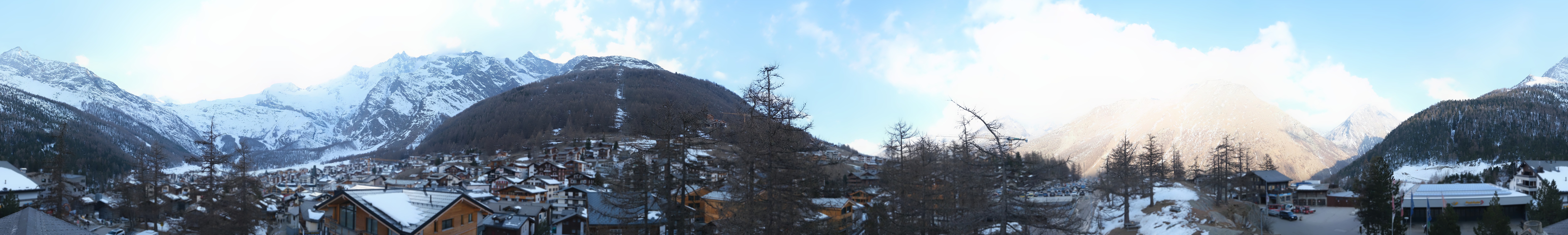 Archiv Foto Webcam Saas Fee: Blick in den Ortskern
