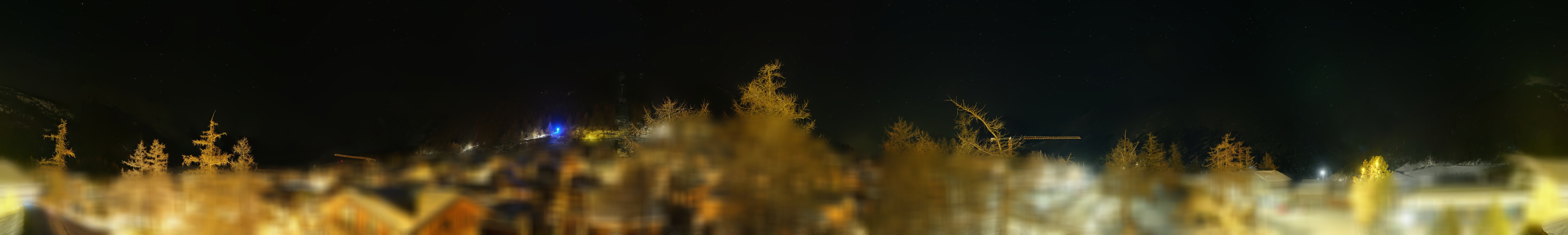 Archiv Foto Webcam Saas Fee: Blick in den Ortskern