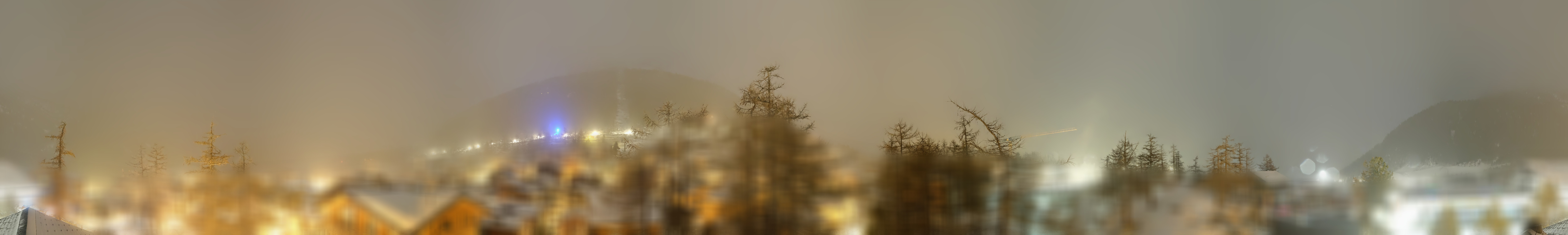 Archiv Foto Webcam Saas Fee: Blick in den Ortskern