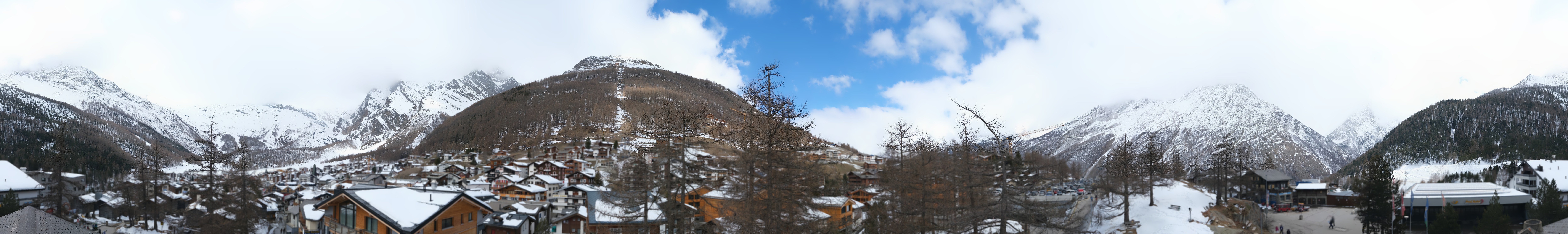 Archiv Foto Webcam Saas Fee: Blick in den Ortskern