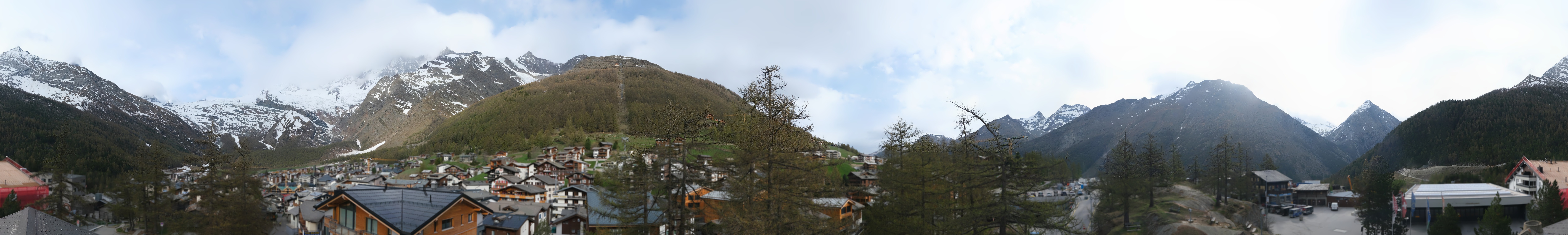 Archiv Foto Webcam Saas Fee: Blick in den Ortskern