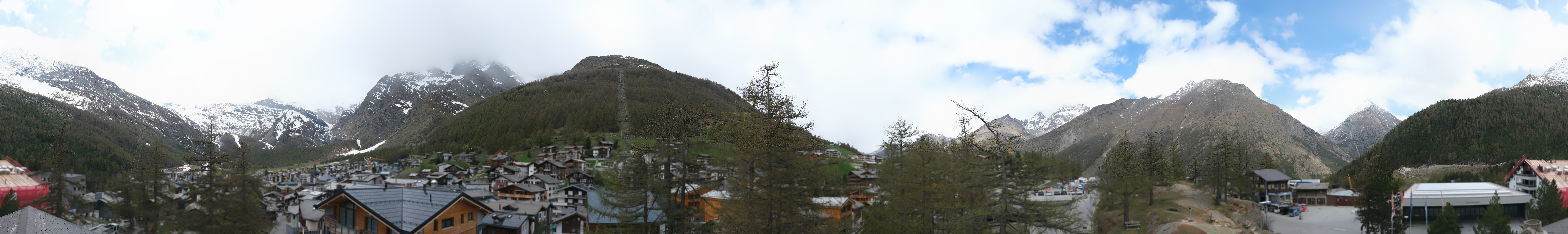 Archiv Foto Webcam Saas Fee: Blick in den Ortskern