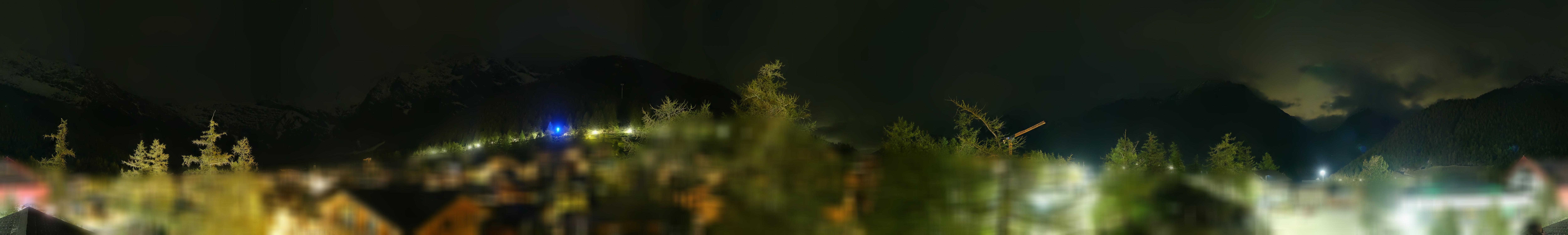 Archiv Foto Webcam Saas Fee: Blick in den Ortskern