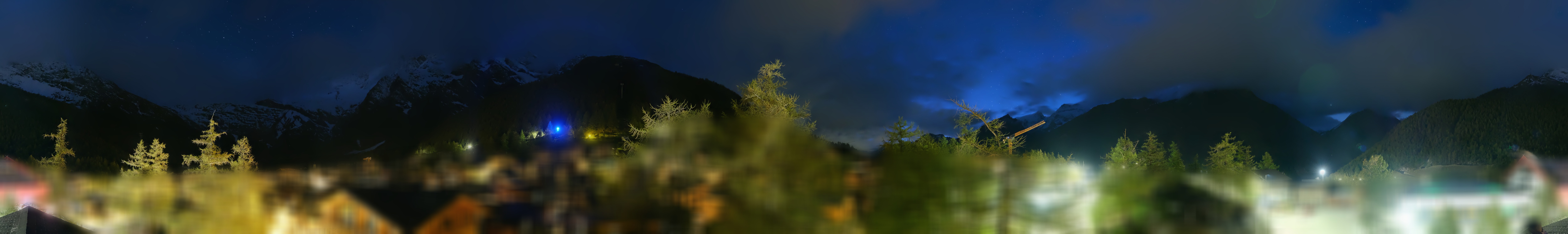 Archiv Foto Webcam Saas Fee: Blick in den Ortskern