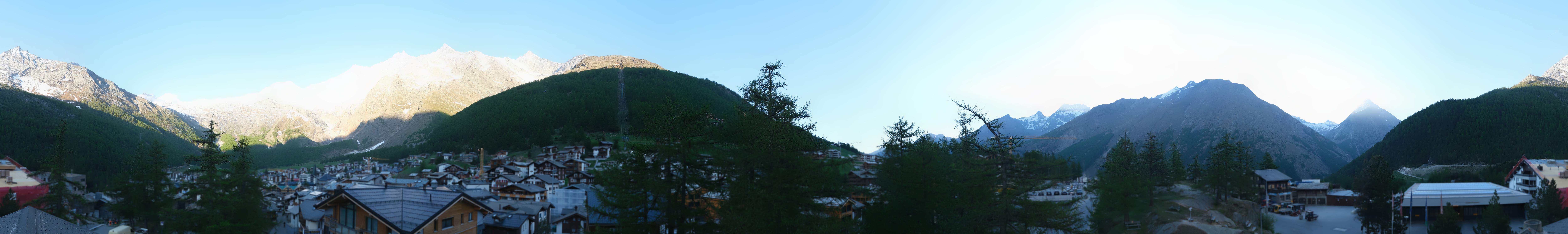 Archiv Foto Webcam Saas Fee: Blick in den Ortskern