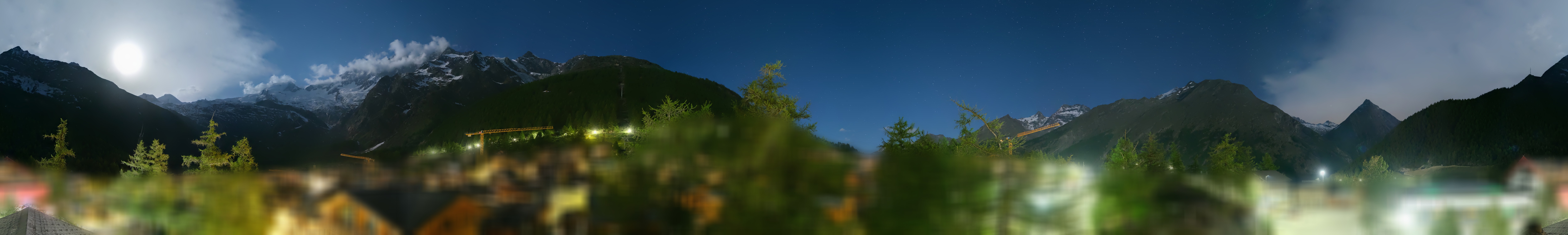 Archiv Foto Webcam Saas Fee: Blick in den Ortskern