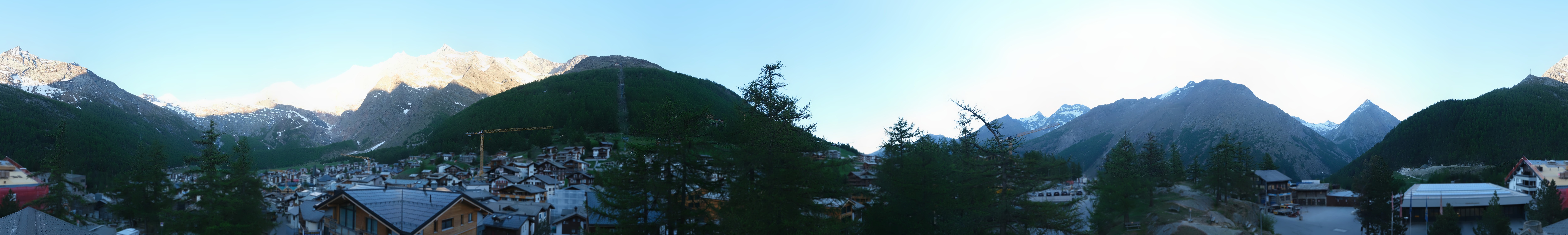 Archiv Foto Webcam Saas Fee: Blick in den Ortskern