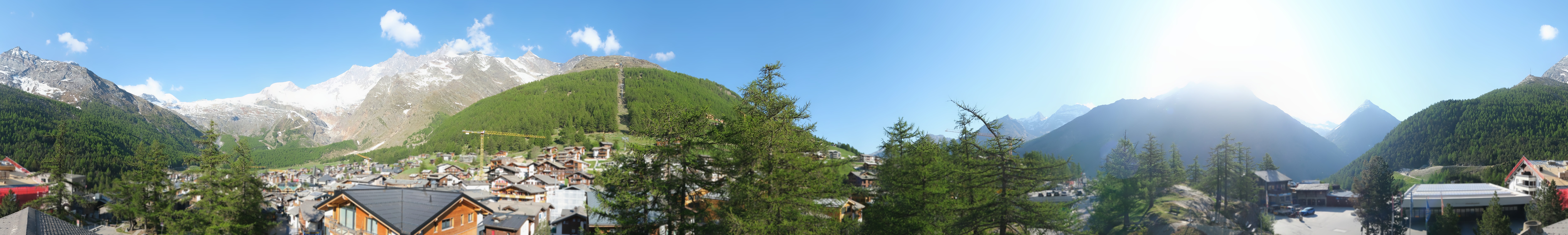 Archiv Foto Webcam Saas Fee: Blick in den Ortskern