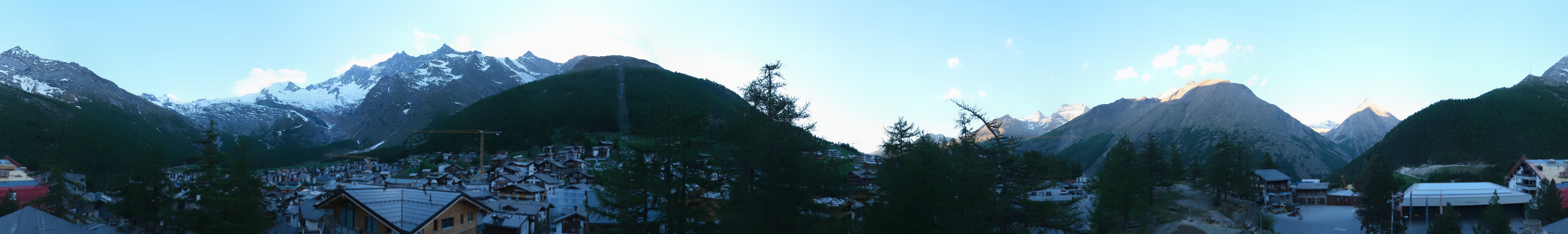 Archiv Foto Webcam Saas Fee: Blick in den Ortskern