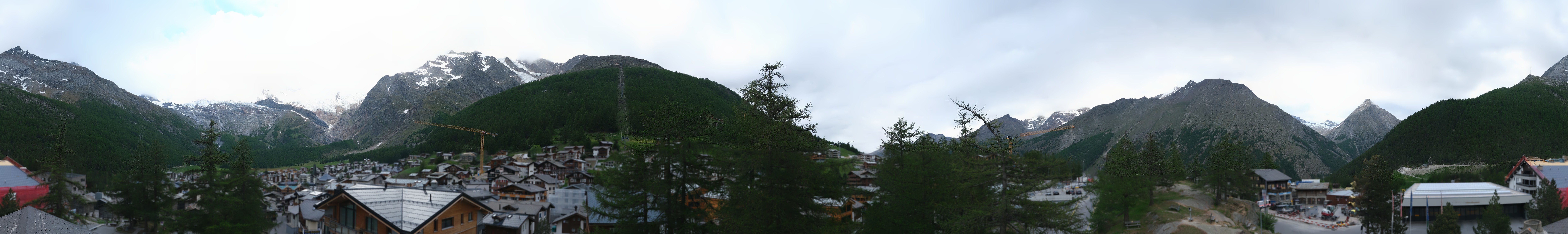 Archiv Foto Webcam Saas Fee: Blick in den Ortskern