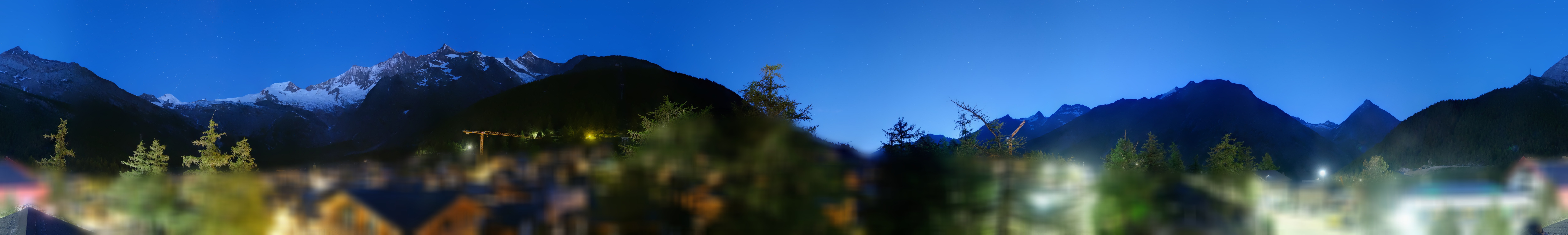 Archiv Foto Webcam Saas Fee: Blick in den Ortskern
