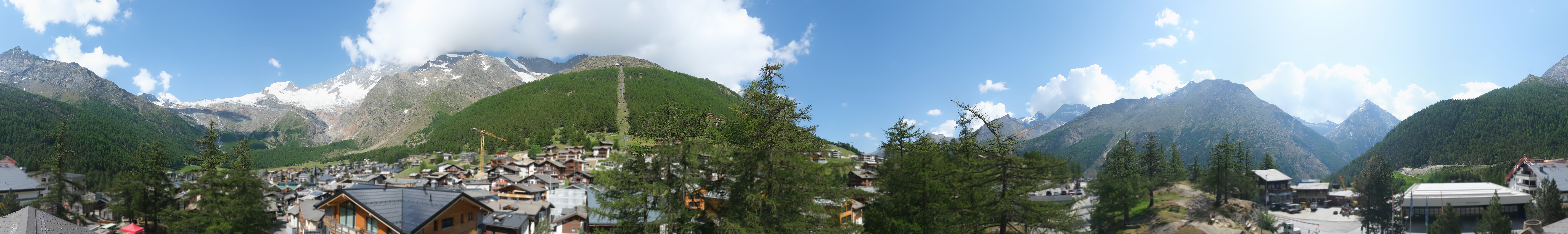 Archiv Foto Webcam Saas Fee: Blick in den Ortskern