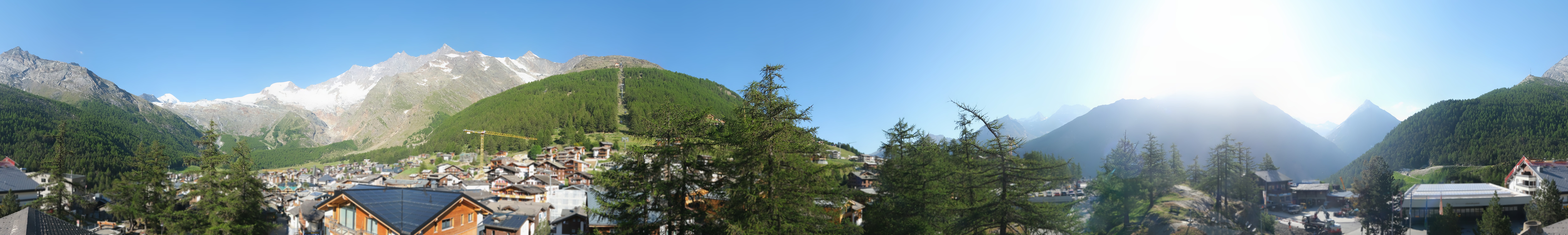 Archiv Foto Webcam Saas Fee: Blick in den Ortskern