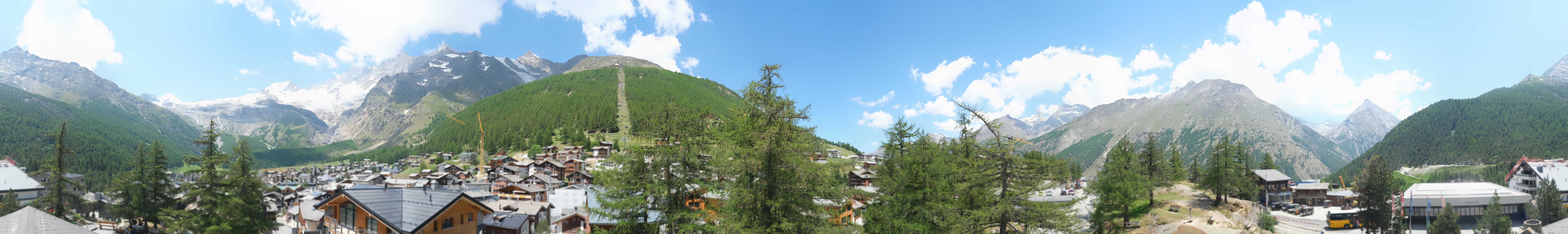 Archiv Foto Webcam Saas Fee: Blick in den Ortskern