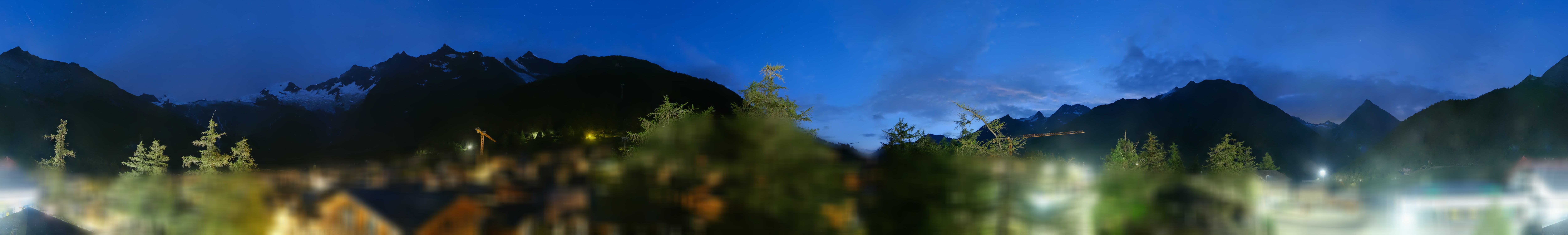 Archiv Foto Webcam Saas Fee: Blick in den Ortskern