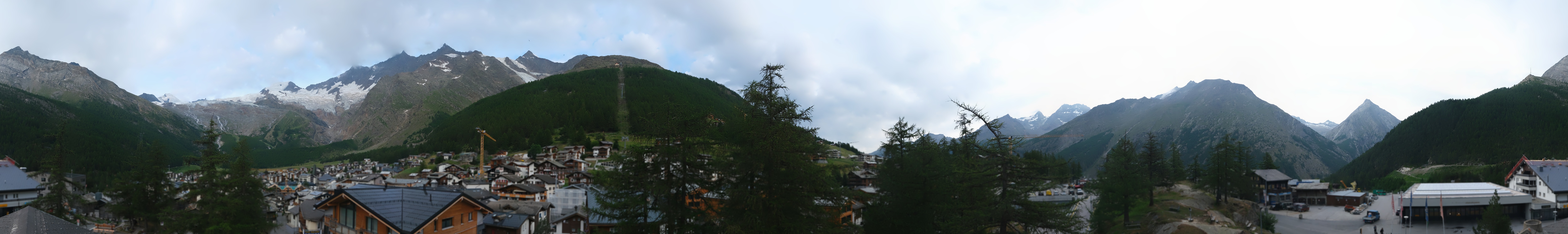 Archiv Foto Webcam Saas Fee: Blick in den Ortskern