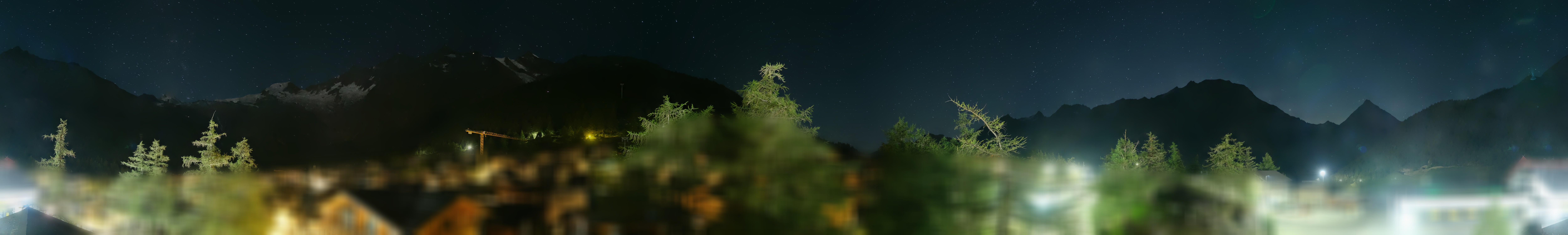 Archiv Foto Webcam Saas Fee: Blick in den Ortskern