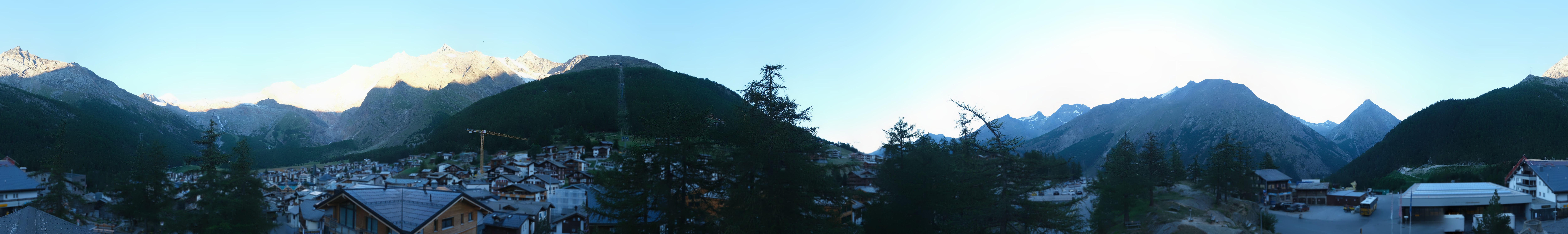 Archiv Foto Webcam Saas Fee: Blick in den Ortskern