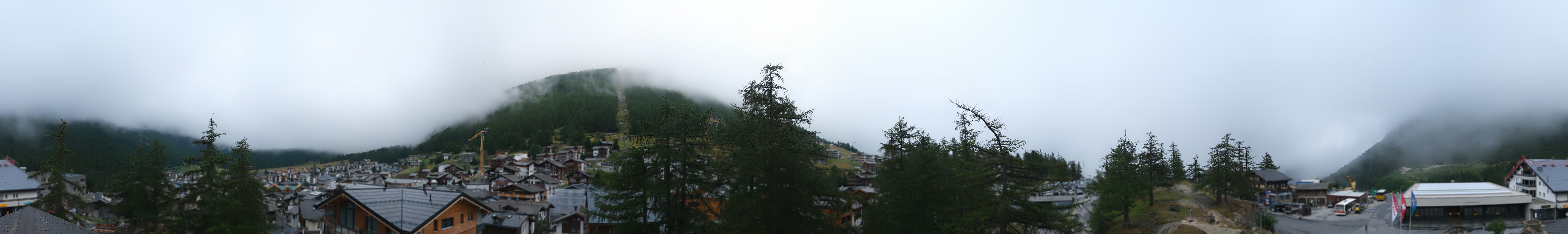 Archiv Foto Webcam Saas Fee: Blick in den Ortskern