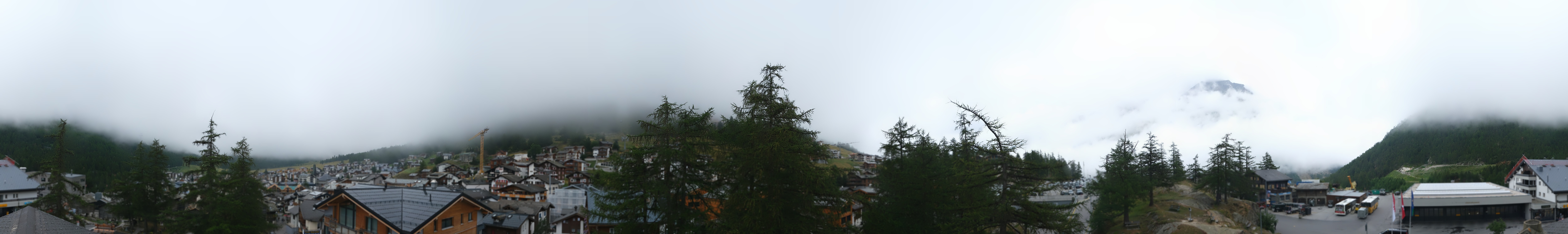 Archiv Foto Webcam Saas Fee: Blick in den Ortskern