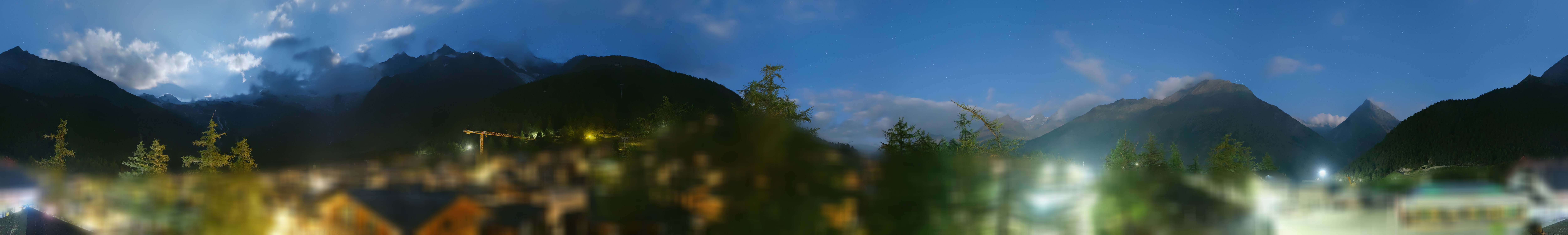 Archiv Foto Webcam Saas Fee: Blick in den Ortskern