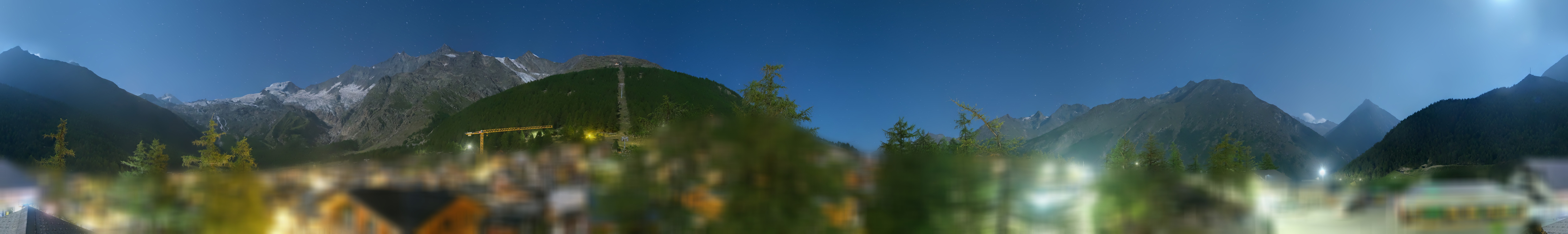 Archiv Foto Webcam Saas Fee: Blick in den Ortskern