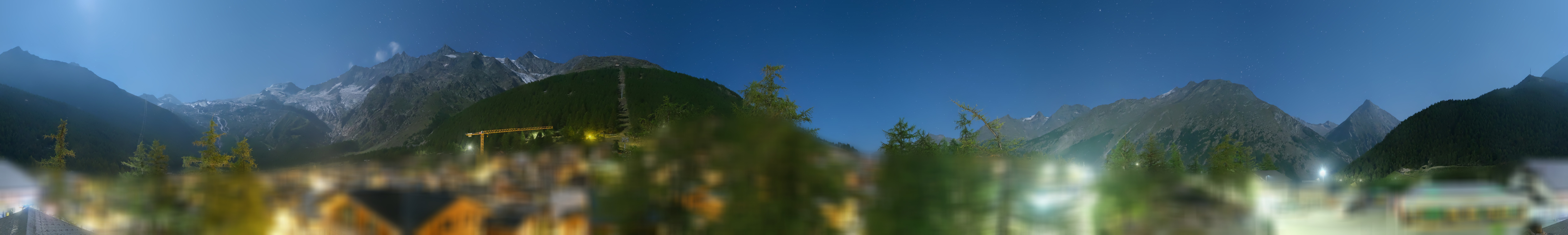 Archiv Foto Webcam Saas Fee: Blick in den Ortskern