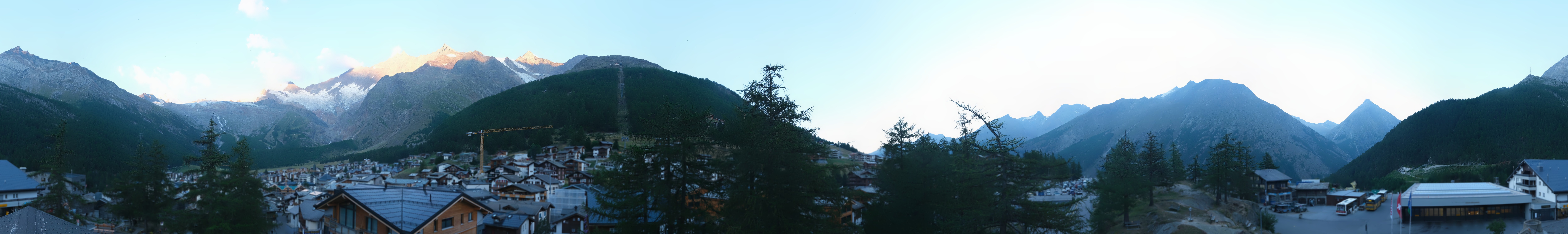 Archiv Foto Webcam Saas Fee: Blick in den Ortskern