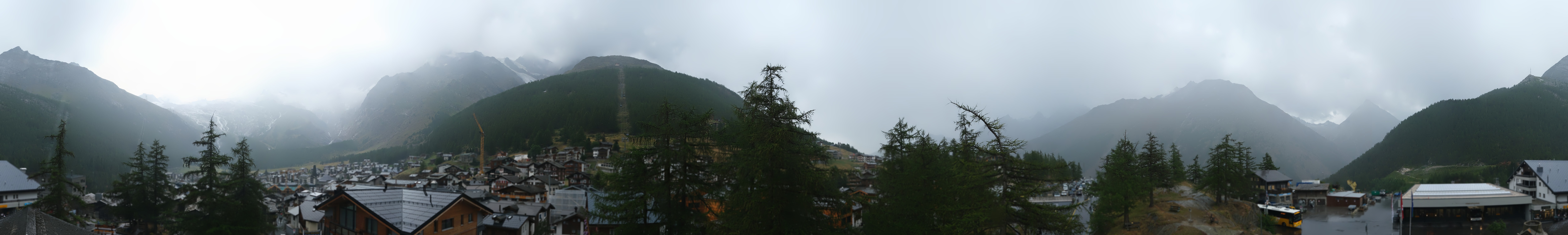 Archiv Foto Webcam Saas Fee: Blick in den Ortskern