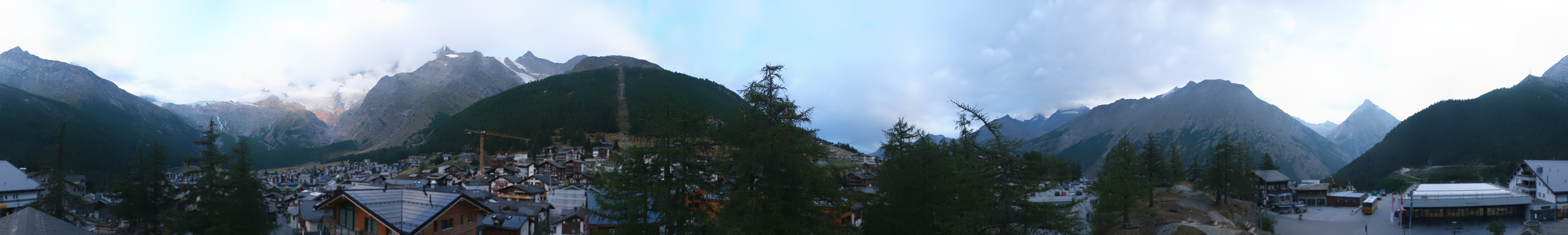 Archiv Foto Webcam Saas Fee: Blick in den Ortskern
