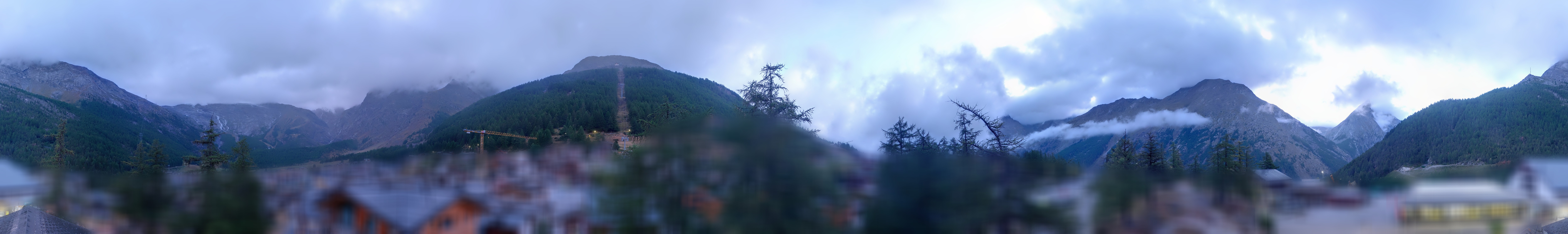 Archiv Foto Webcam Saas Fee: Blick in den Ortskern