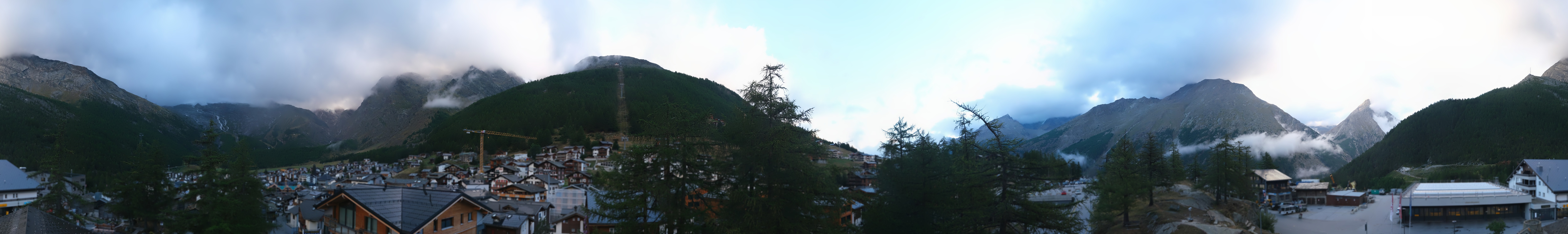 Archiv Foto Webcam Saas Fee: Blick in den Ortskern