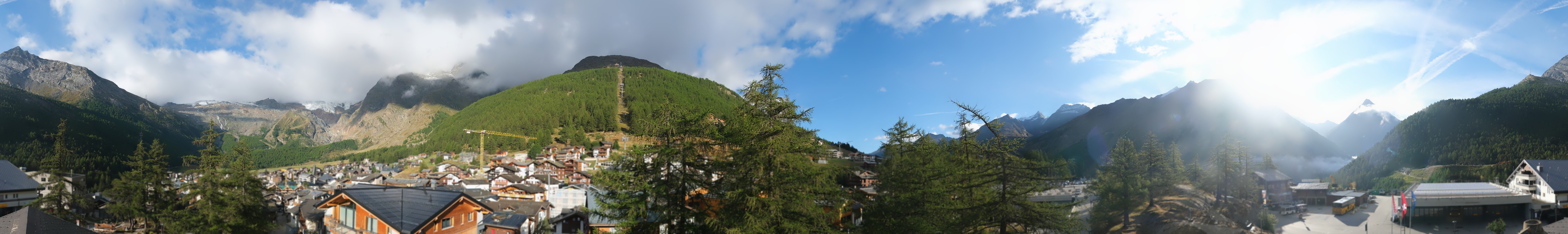 Archiv Foto Webcam Saas Fee: Blick in den Ortskern