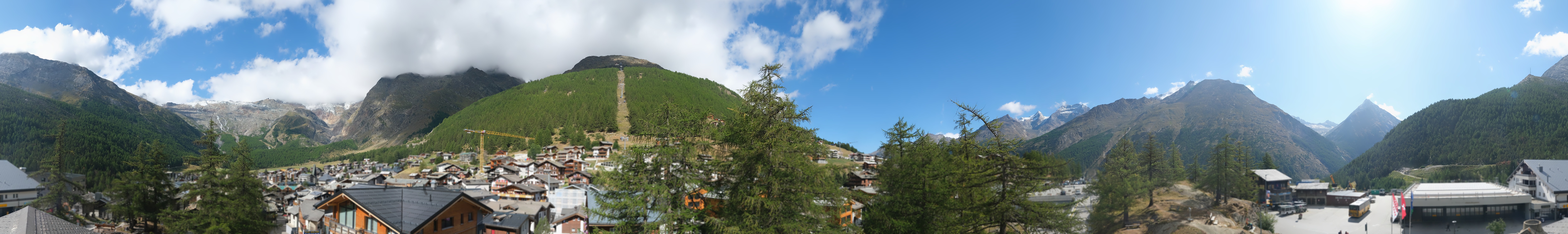 Archiv Foto Webcam Saas Fee: Blick in den Ortskern