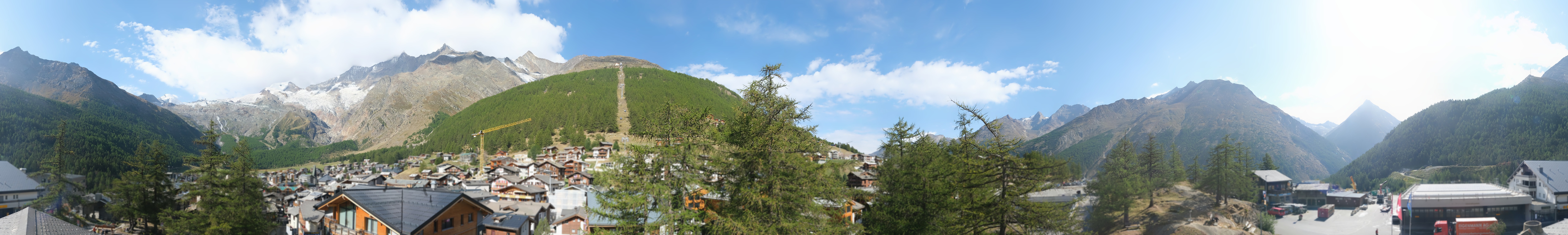 Archiv Foto Webcam Saas Fee: Blick in den Ortskern